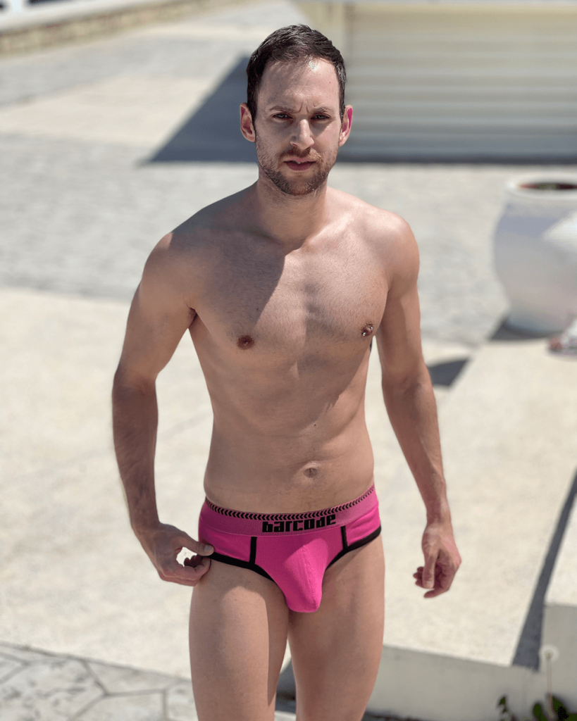 Barcode Berlin - Solger Briefs Pink - Model Stathis for Men and Underwear