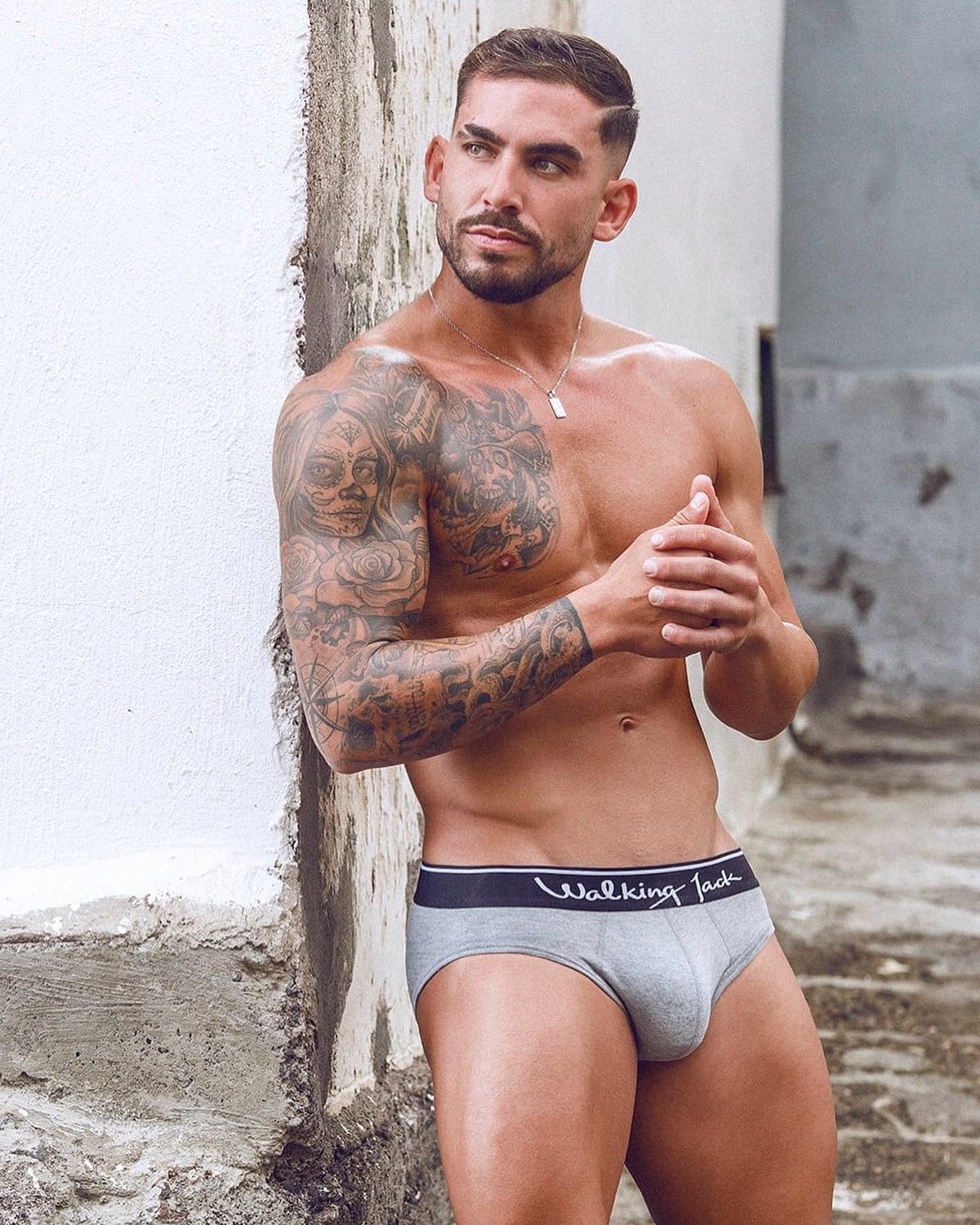 The latest work of Adrian C. Martin features underwear by Walking Jack on model Alejandro. See more:
____
http://www.menandunderwear.com/2022/01/model-alejandro-by-adrian-c-martin-walking-jack-underwear.html