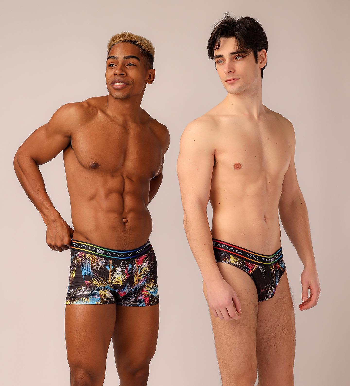 Read in our magazine today: The Adorable collection of Adam Smith is back in our store! See more about this fashionable underwear line:
____
https://www.menandunderwear.com/2022/09/adam-smith-the-adorable-collection-is-back.html