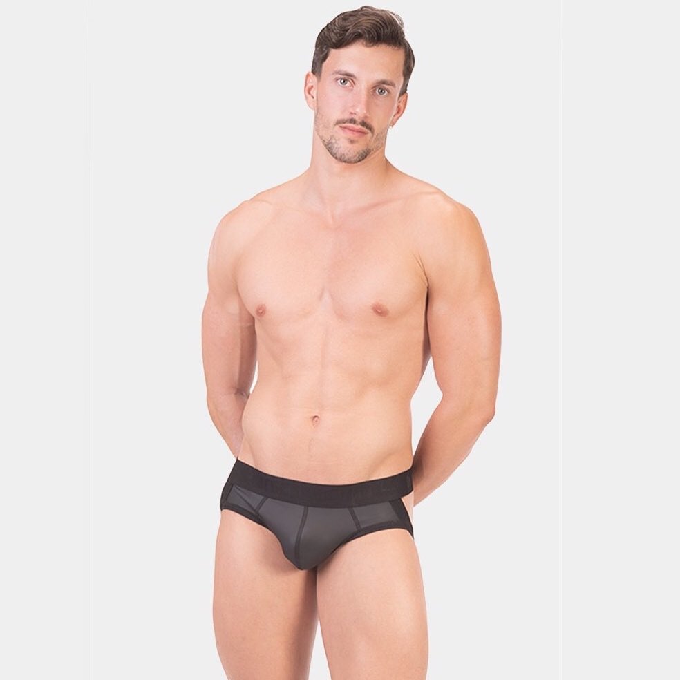 Get in the mood for Halloween with dozens of underwear, socks and other items selected from our shop in our fang-tastic Shopping Guide:
____
menandunderwear.com/shop/halloween