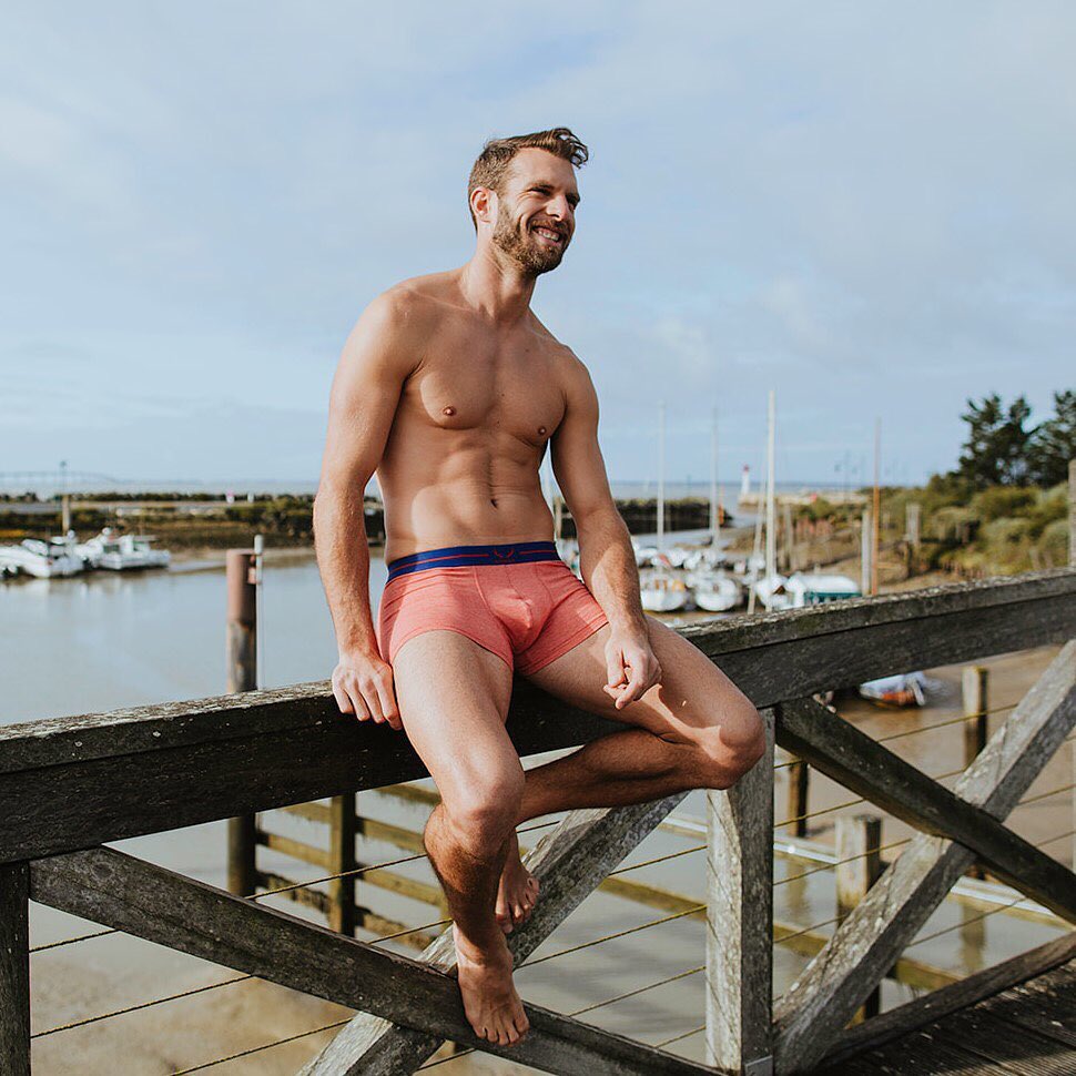 Organic cotton meets Seaqual in a striking pair of trunks by Bluebuck, perfect for any day and any season. Check it out the Brick Trunks:
____
menandunderwear.com/shop