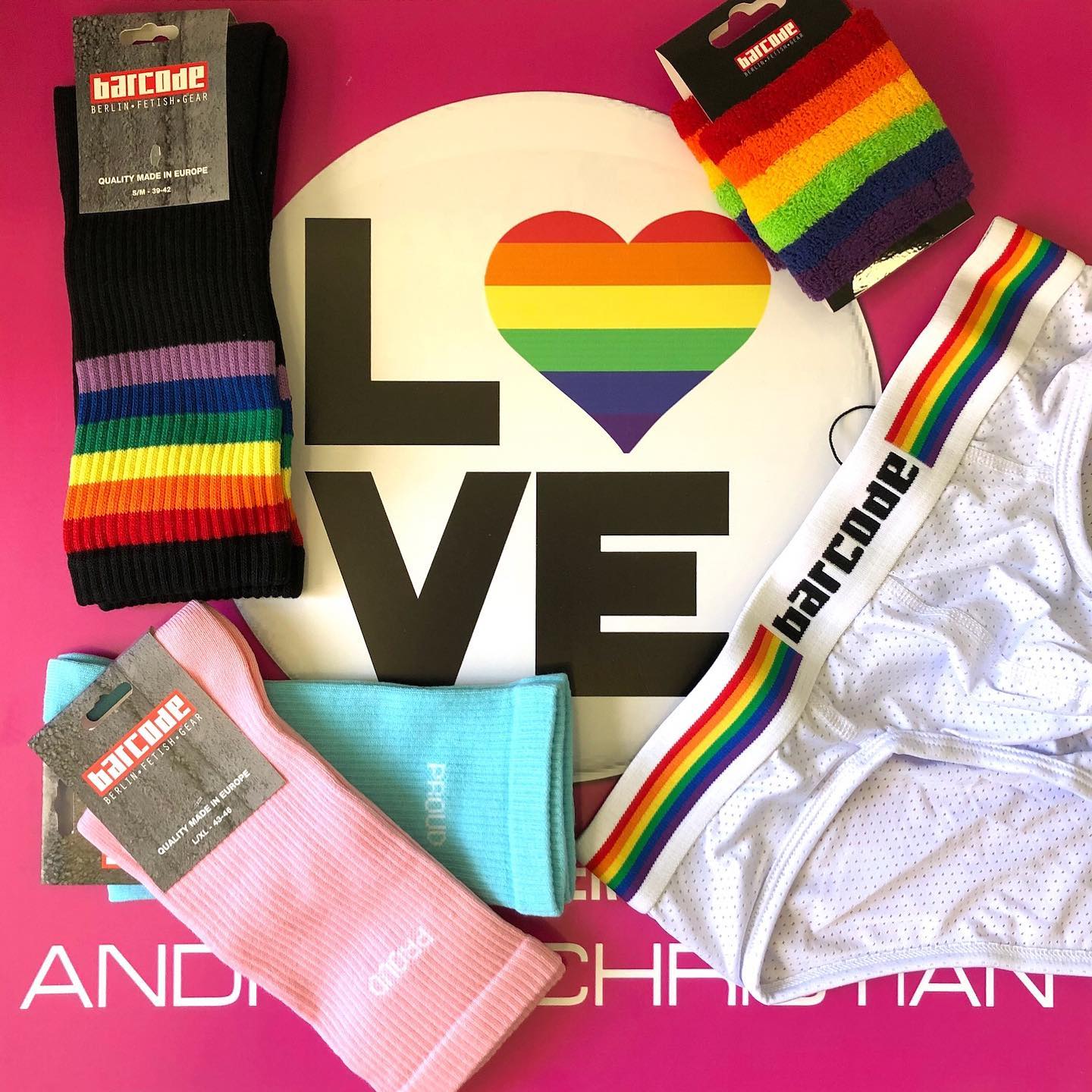 🌈🛍️ Our Pride Special shopping guide is live on the shop! 🛍️🌈 Discover a wide variety of items, including underwear, socks, tops, and accessories - perfect for any Pride event worldwide! 🌎 Don't miss out on this opportunity to show your support for the LGBTQ+ community in style! 💜💙💚💛🧡❤️
_____
menandunderwear.com/shop/pride