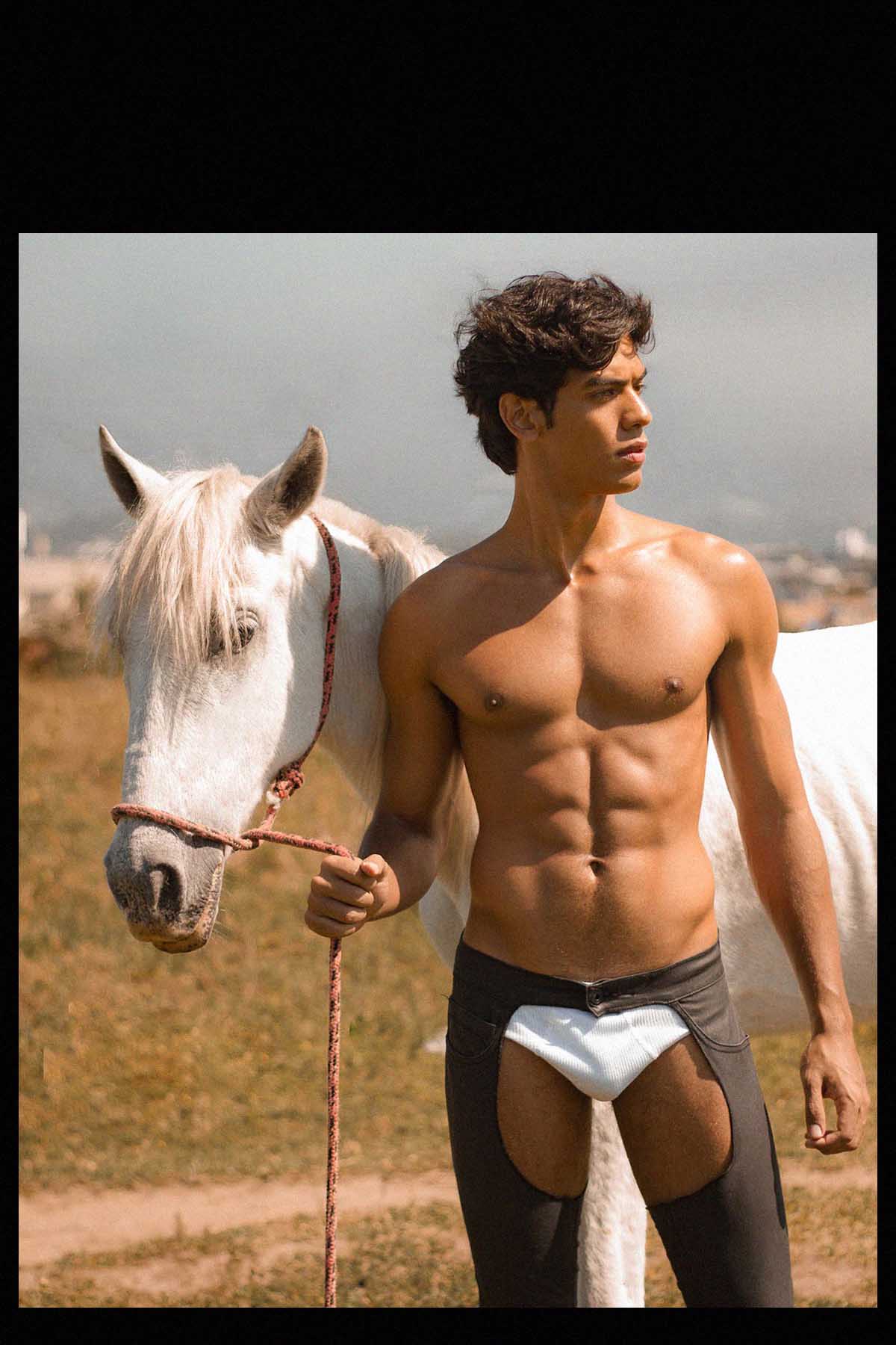 Tiago Alves by David Aldea