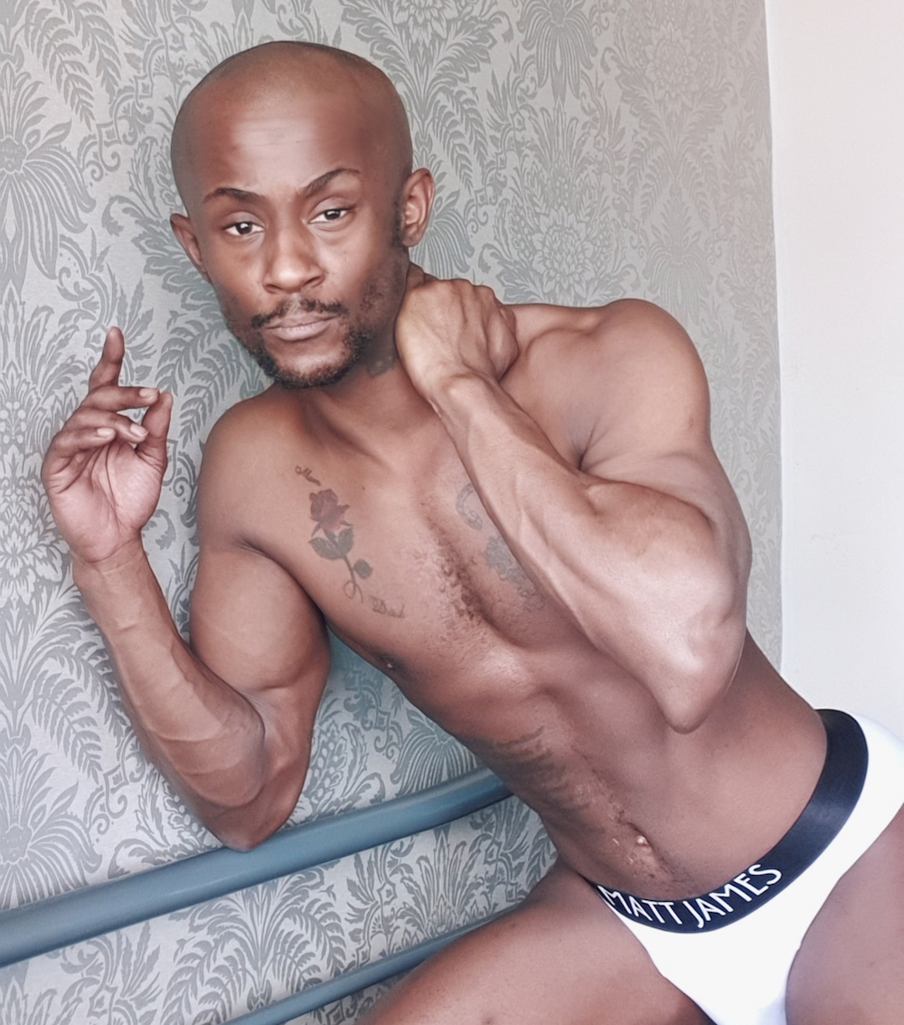 Model Stefan in Matt James briefs