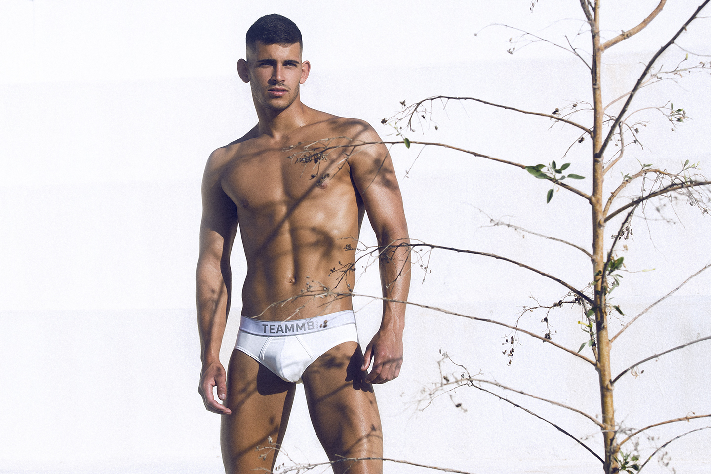teamm8 underwear - naked briefs white