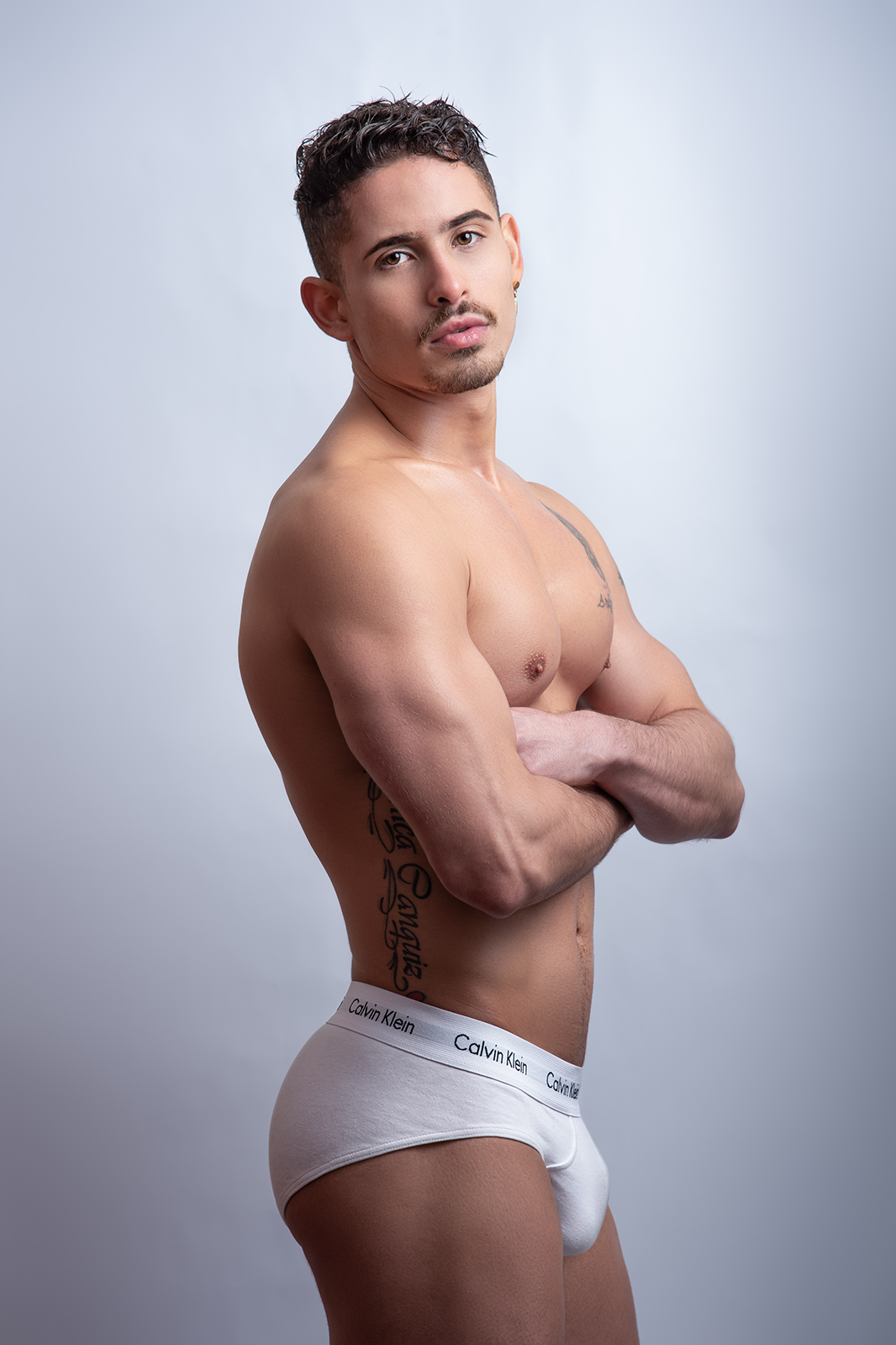 Model Néstor by Kuros - Calvin Klein underwear | Men and underwear